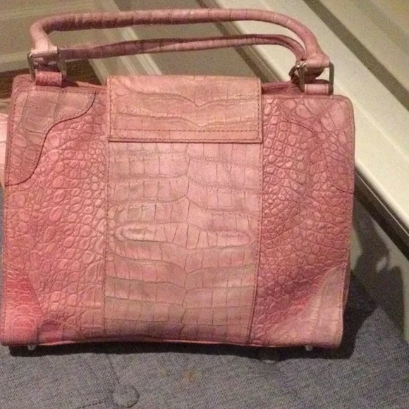 Pink square should bag in faux croc pattern NWOT - Picture 2 of 8